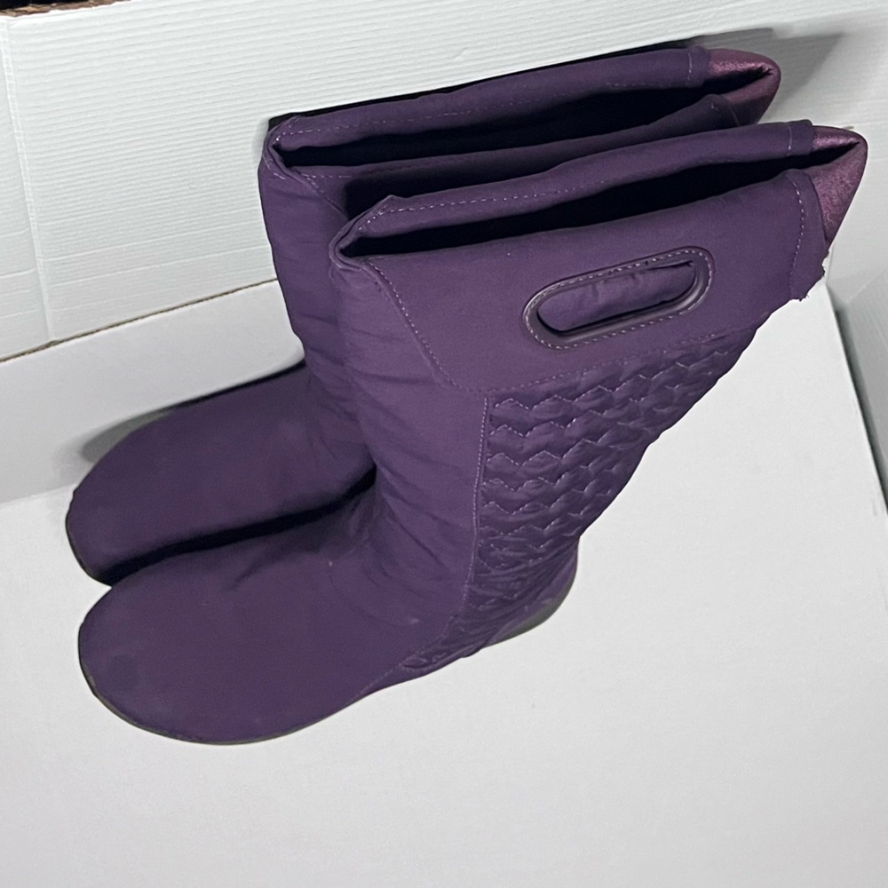 Patagonia Quilted Fiona Boots - Picture 8 of 15